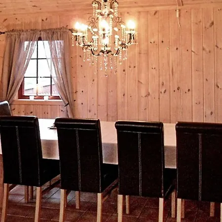 Five-bedroom In *